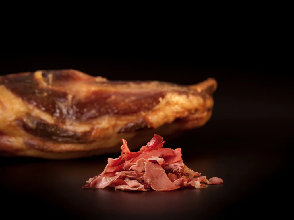 Precinto Negro: El Único Pata Negra 100% Ibérico​